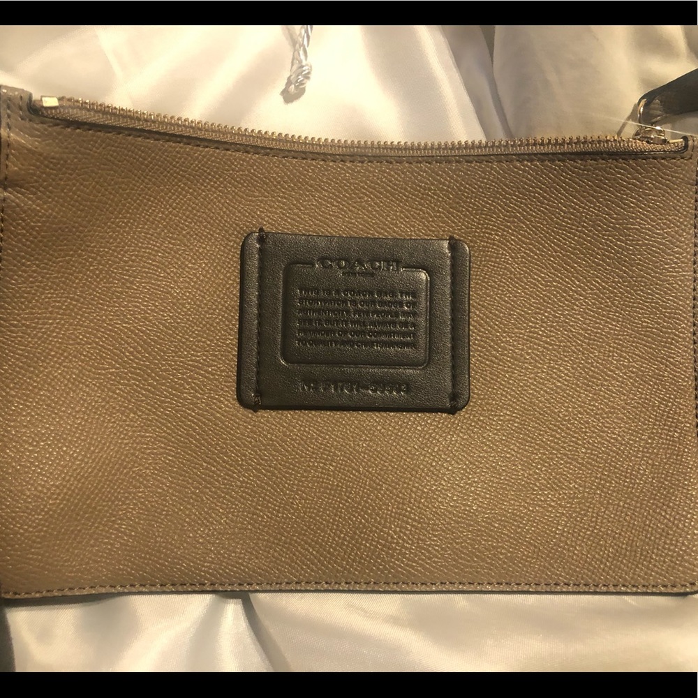 Reversible Coach Purse - Picture 3 of 7